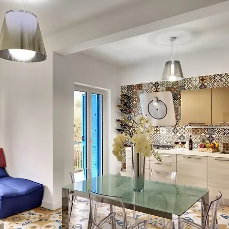 Appartement Caruso 2 By Villasandco Rentalsorrento